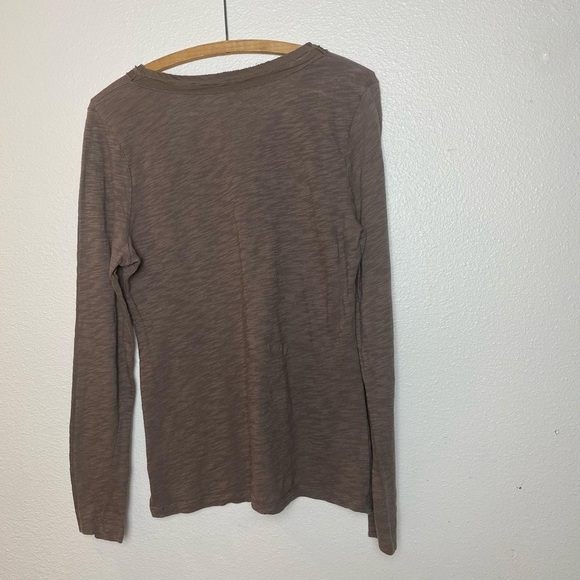 INC International Concepts long sleeve fitted tee shirt - Picture 2 of 3